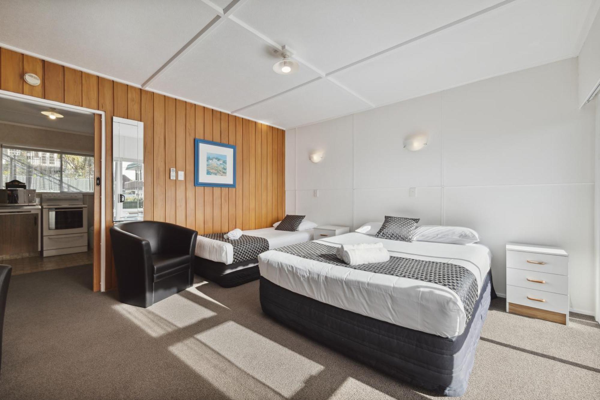 Flamingo Motel Ню Плимут Екстериор снимка